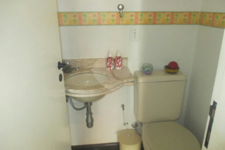 Apartamento à venda com 3 quartos, sendo 1 suíte, em Real Parque, São Paulo, SP
