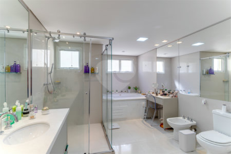 Apartamento à venda com 4 suítes em Alto da Boa Vista, São Paulo, SP