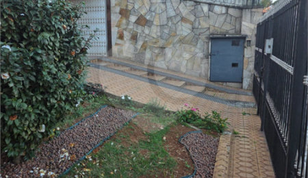 Sobrado à venda com 4 quartos, sendo 1 suíte,  em Vila Graciosa, São Paulo, SP