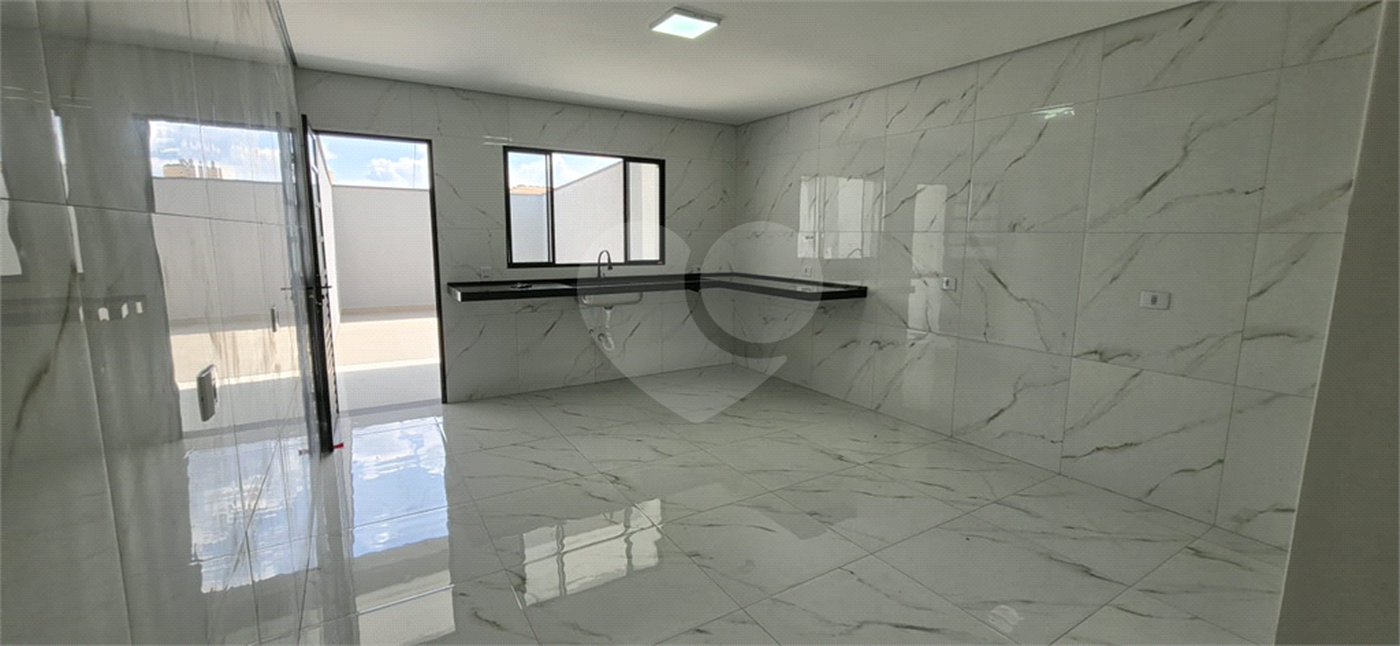 Sobrado à venda com 3 quartos, sendo 1 suíte, em Vila Bonilha, São Paulo, SP