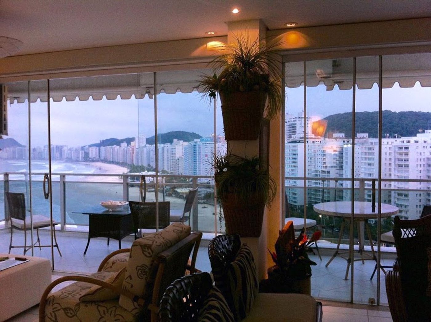 Apartamento com 3 dormitórios à venda, 100 m² por R$ 1.040.000,00 - Morro  do  Maluf - Guarujá/SP