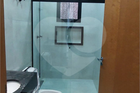 Casa à venda ou para alugar com 5 quartos, sendo 3 suítes, no condomínio Figueira Garden, Atibaia - SP