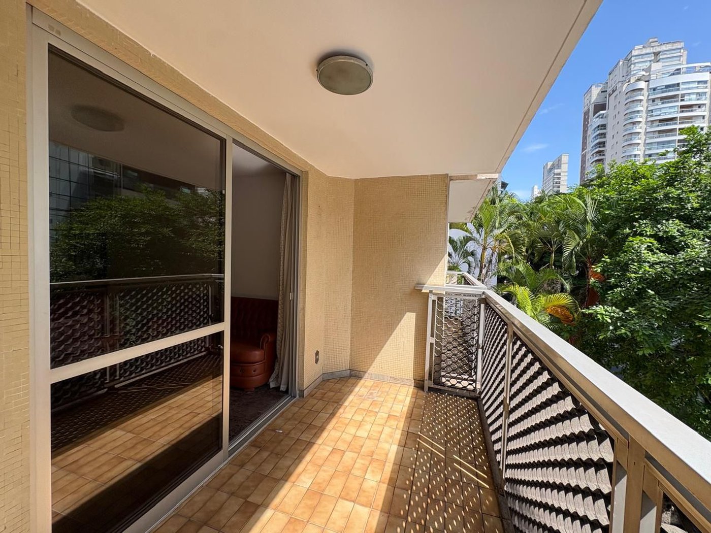 Apartamento com 3 dormitórios à venda, 135 m² por R$ 1.300.000,00 - Boqueirão - Santos/SP