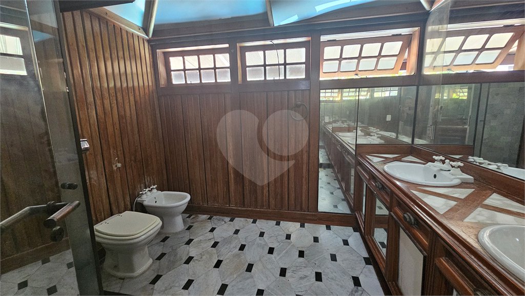 Casa em condomínio à venda com 5 quartos, sendo 3 suítes, em Barra da Tijuca, Rio de Janeiro, RJ