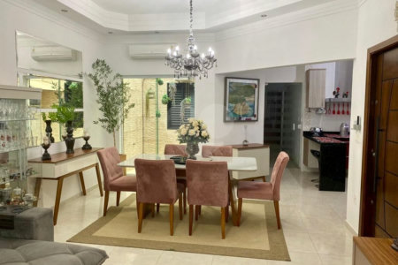 Casa à venda com 3 quartos, sendo 1 suíte, em Vila Miranda, Sumaré, SP