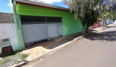 Casa à venda com 3 quartos, sendo 1 suíte, no Centro, Itapetininga, SP