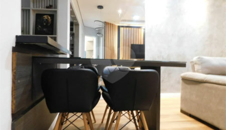 Apartamento à venda com 2 quartos em Vila Nossa Senhora Aparecida, São Roque, SP