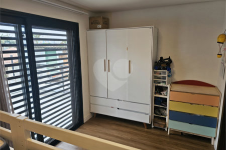 Sobrado à venda ou para alugar com 1 quarto, sendo 5 suítes, em Chácara Monte Alegre, São Paulo, SP