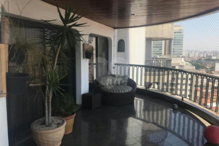 Apartamento à venda com 5 quartos, sendo 3 suítes, em Vila Gomes Cardim, São Paulo, SP