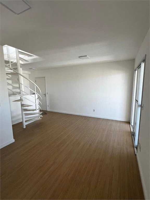 Apartamento à venda com 3 quartos, sendo 2 suítes, em Parque Reboucas, São Paulo, SP