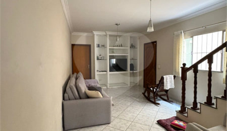 Casa à venda com 3 quartos, sendo 1 suíte,  em Vila Constança, São Paulo, SP