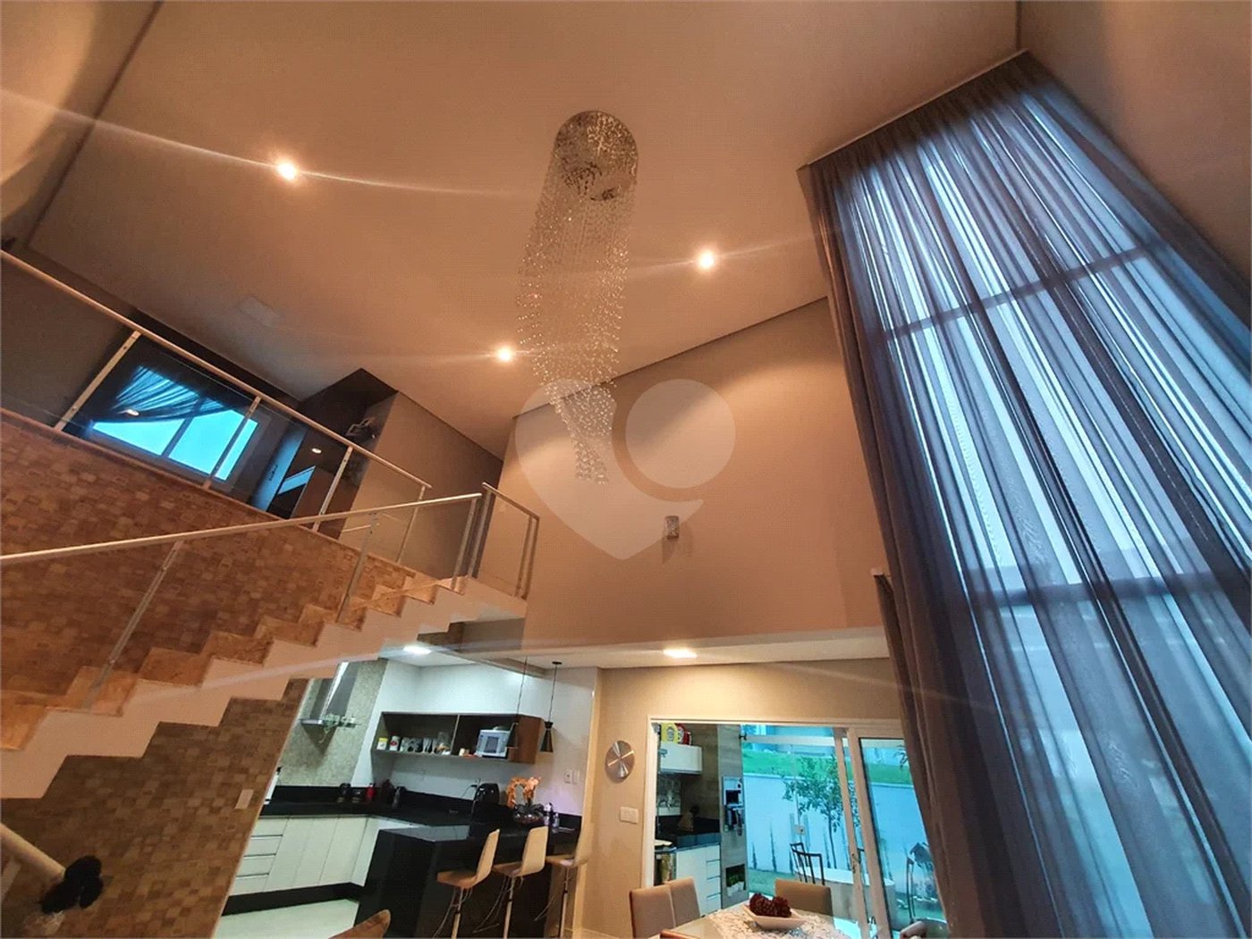 Casa à venda com 4 suítes no condomínio Granville São Venâncio, Itupeva - SP