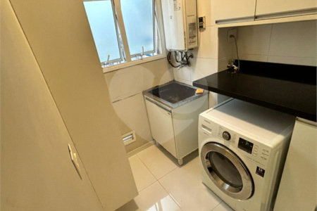 Apartamento à venda com 2 quartos, sendo 1 suíte, em Parque Reboucas, São Paulo, SP