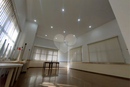 Apartamento à venda com 3 quartos, sendo 1 suíte, em Parque São Domingos, São Paulo, SP