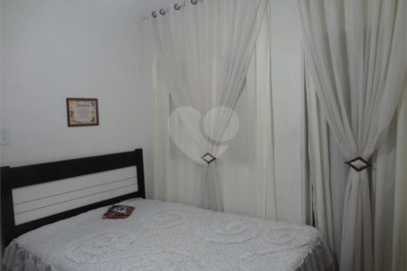 Casa à venda com 3 quartos, sendo 1 suíte, em Vila Medeiros, São Paulo, SP