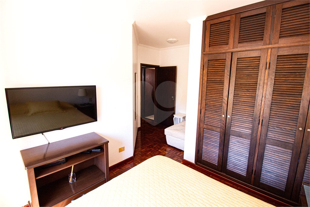 Casa à venda com 1 quarto, sendo 3 suítes, em Esplanada Mendes Moraes, São Roque, SP