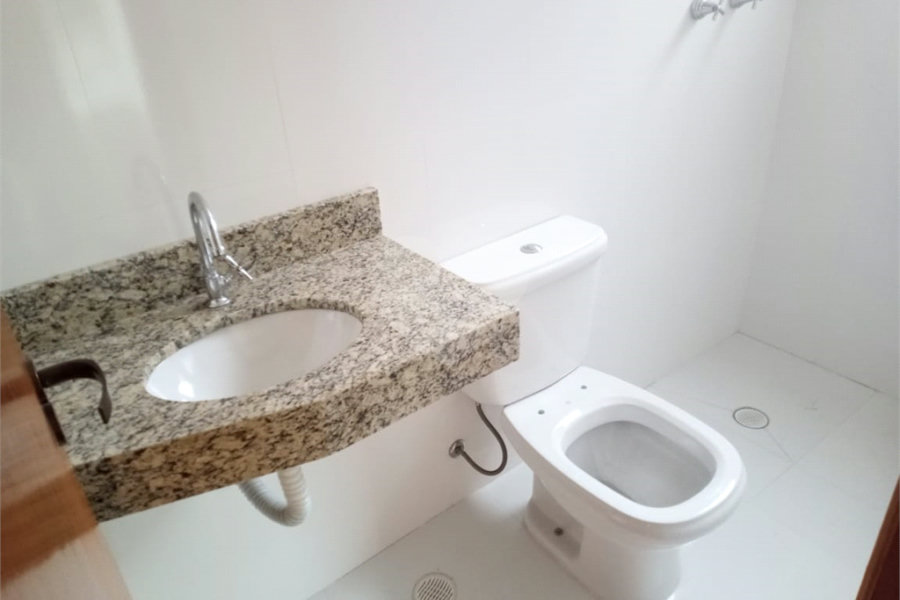 Casa à venda com 3 quartos, sendo 1 suíte, no condomínio Residencial Vila Primavera (zona Norte), São Paulo - SP