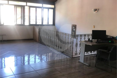 Triplex à venda com 4 quartos, sendo 1 suíte, em Campo Grande, Rio de Janeiro, RJ