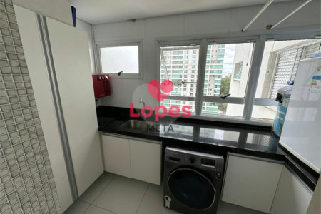 Apartamento à venda com 3 quartos, sendo 2 suítes, em Parque Residencial Aquarius, São José dos Campos, SP
