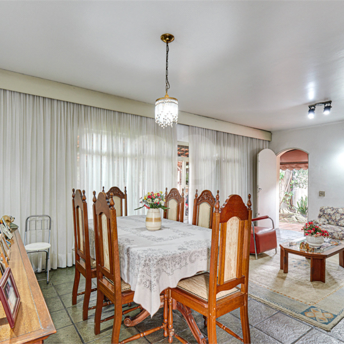 Casa Térrea à venda com 4 quartos, sendo 1 suíte,  em Jardim Prudência, São Paulo, SP