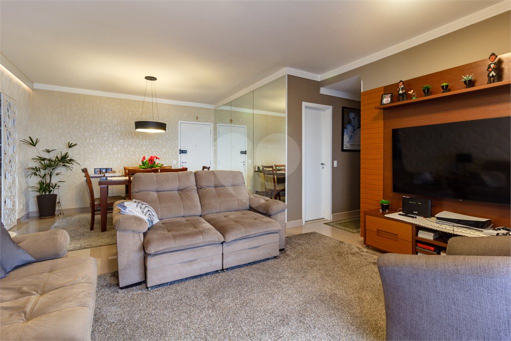 Apartamento à venda com 3 suítes em Parque Reboucas, São Paulo, SP