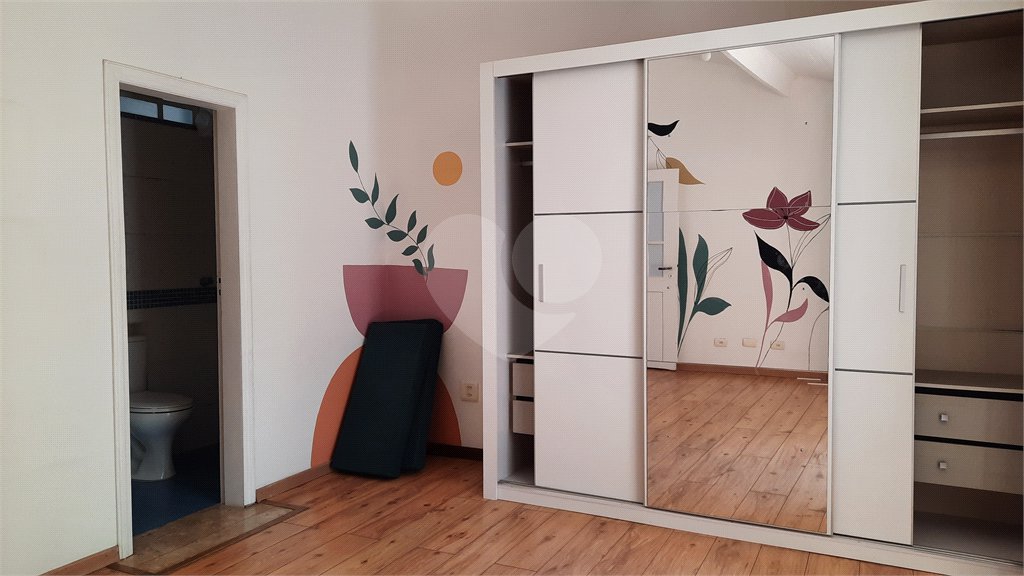 Casa de Vila à venda com 4 quartos, sendo 2 suítes, em Granja Julieta, São Paulo, SP