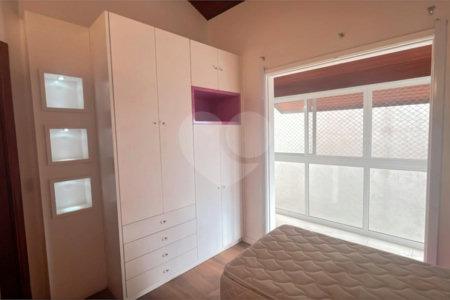 Sobrado à venda com 3 quartos, sendo 1 suíte, em Cidade Parquelandia, Mogi das Cruzes, SP