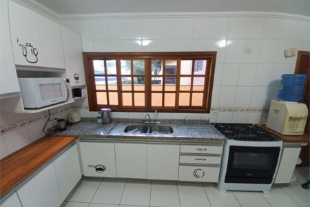 Sobrado à venda com 4 suítes em Paraíso do Morumbi, São Paulo, SP