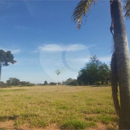 Sitio no Jardim Embaré