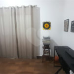 Casa à venda com 3 quartos em Jardim Santa Helena, Itaquaquecetuba, SP