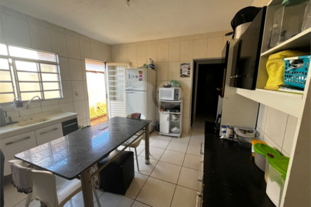 Casa à venda com 3 quartos, sendo 1 suíte,  em Vila Barth, Itapetininga, SP