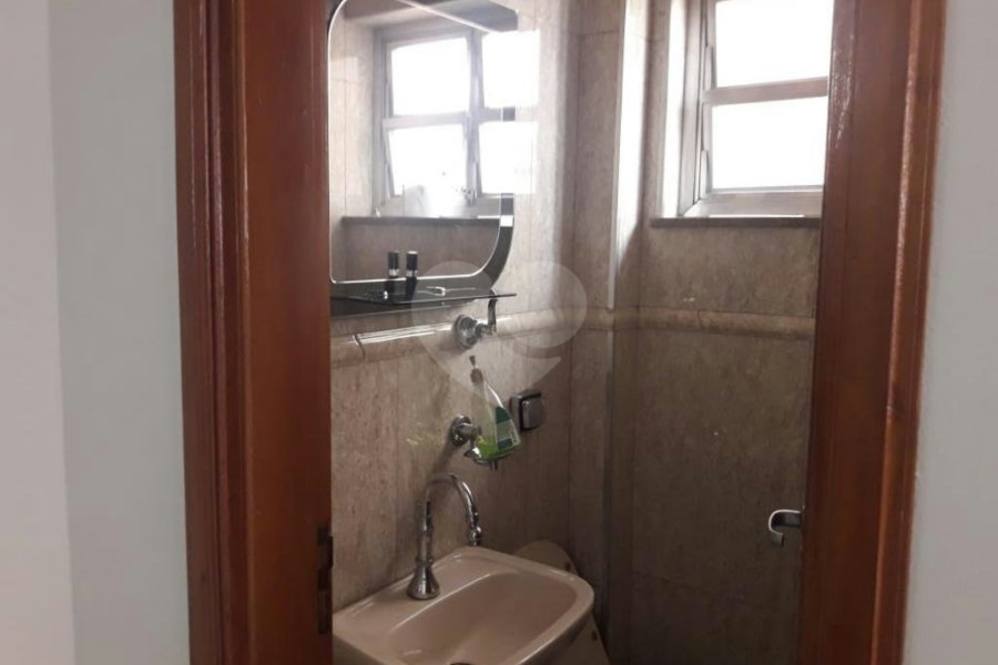 Sobrado à venda com 3 quartos, sendo 1 suíte, em Parque Novo Mundo, São Paulo, SP