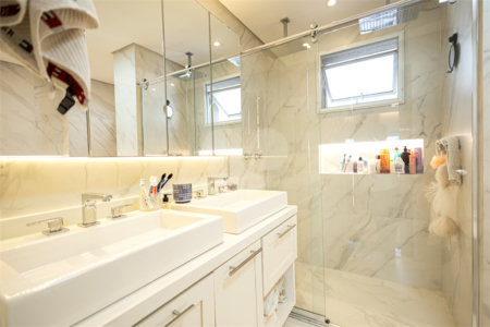 Apartamento à venda com 5 quartos, sendo 4 suítes,  em Parque Reboucas, São Paulo, SP