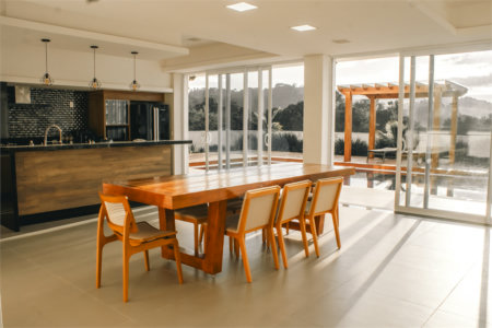 Casa à venda com 4 suítes no condomínio Residencial Saint Charbel, Araçoiaba da Serra - SP