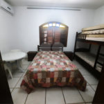 Casa à venda com 3 quartos, sendo 1 suíte,  em Jardim Aruan, Caraguatatuba, SP