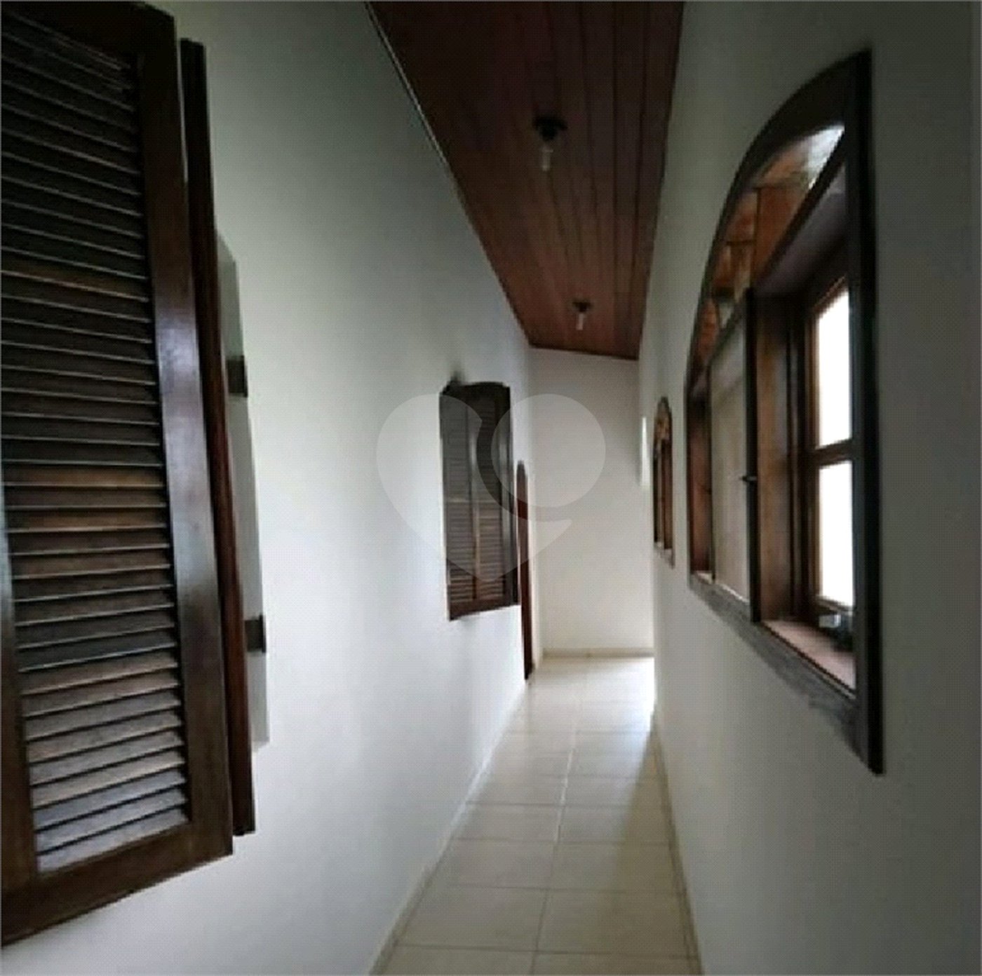 Sítio à venda com 4 quartos, sendo 2 suítes, em Biritiba Ussu, Mogi das Cruzes, SP