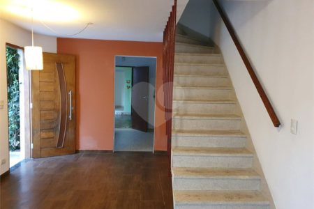 Sobrado à venda com 2 quartos em Chácara Monte Alegre, São Paulo, SP
