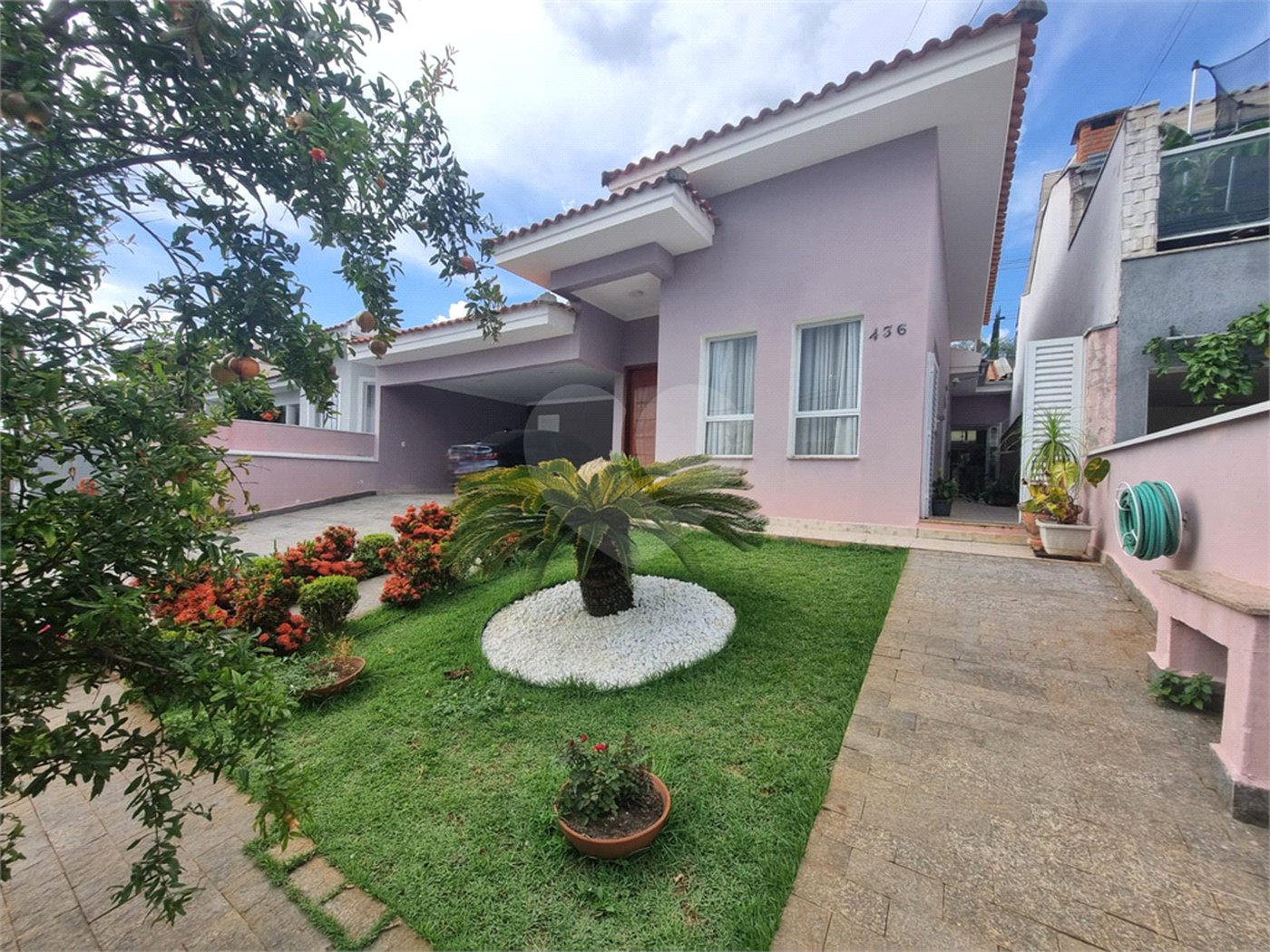 Casa à venda com 4 quartos, sendo 1 suíte,  no condomínio Ibiti do Paço, Sorocaba - SP