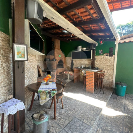 Casa à venda com 3 quartos, sendo 1 suíte,  em Mogi Moderno, Mogi das Cruzes, SP