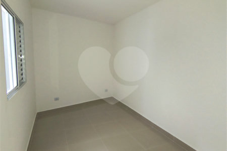 Apartamento à venda com 2 quartos em Vila Guilhermina, São Paulo, SP