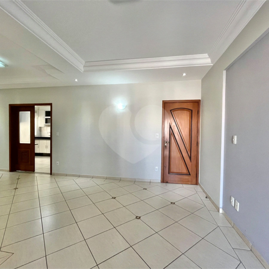 Apartamento à venda com 3 quartos, sendo 1 suíte, em Parque Campolim, Sorocaba, SP
