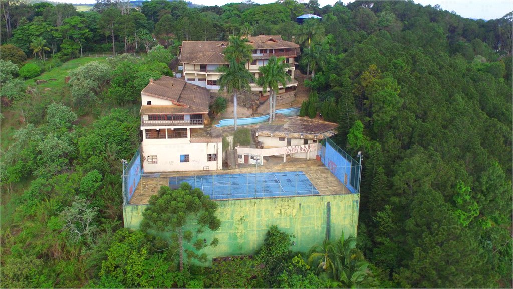 Casa à venda com 14 quartos, sendo 10 suítes, em Observatório, Vinhedo, SP