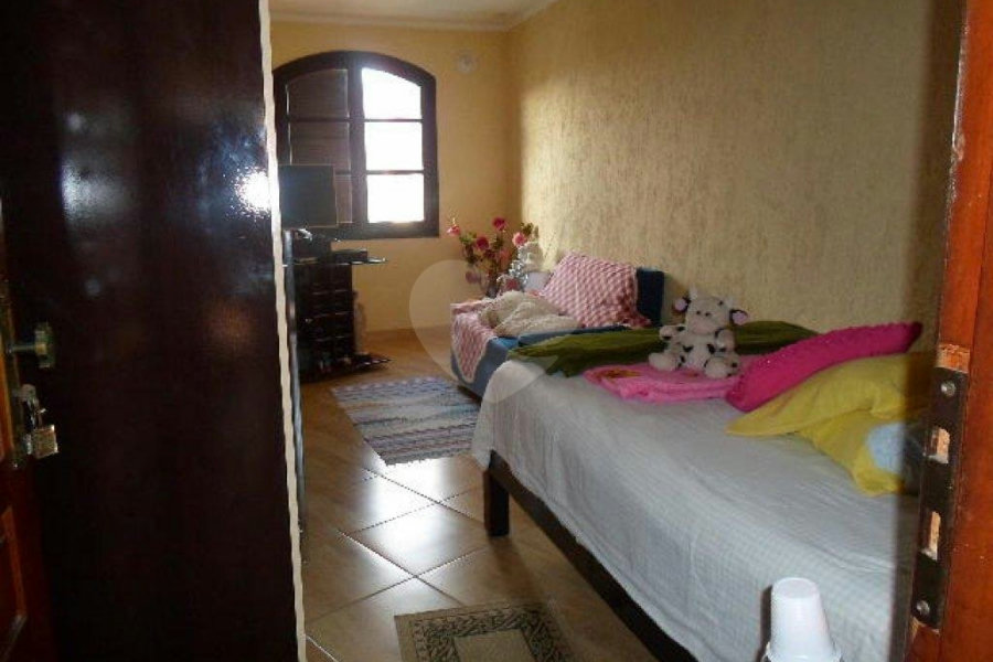Casa Térrea à venda com 4 quartos em Tucuruvi, São Paulo, SP