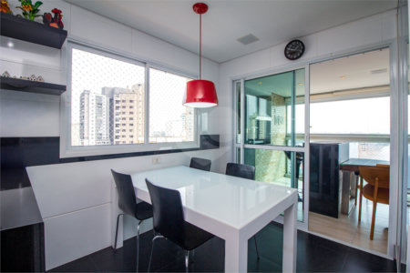 Apartamento à venda com 3 suítes em Saúde, São Paulo, SP