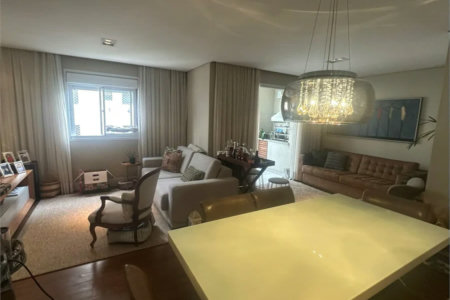 Apartamento à venda com 3 quartos, sendo 2 suítes, em Vila Andrade, São Paulo, SP