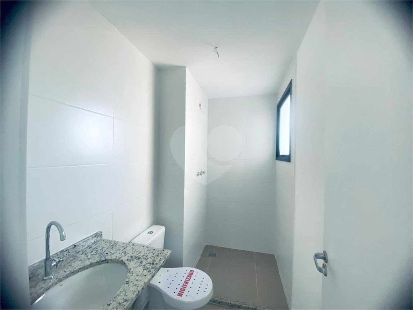 Apartamento para alugar com 3 quartos, sendo 1 suíte, em Jardim Maria José, Votorantim, SP