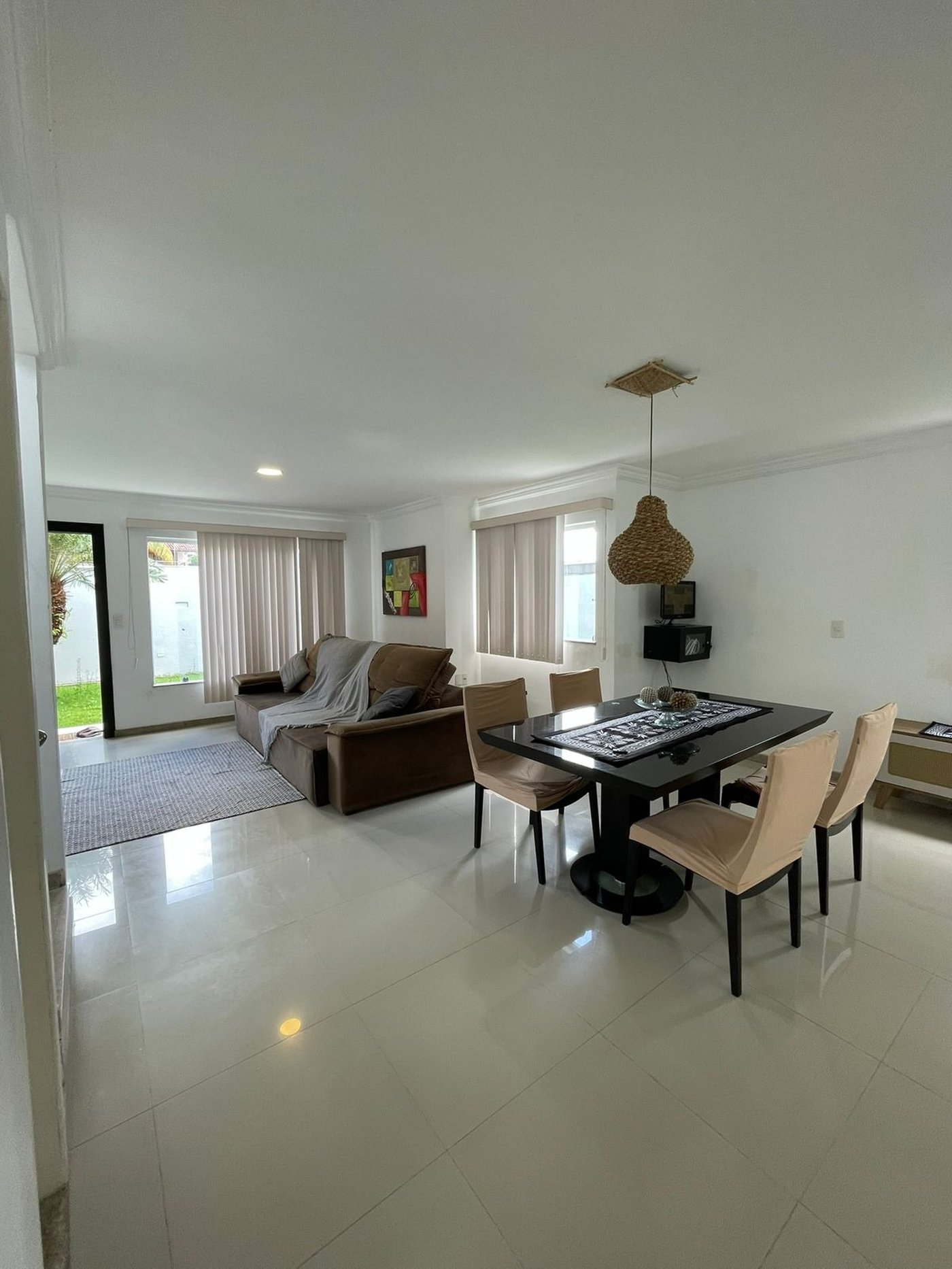 Casa à venda com 3 quartos, sendo 1 suíte, em Orla Norte, Porto Seguro - BA