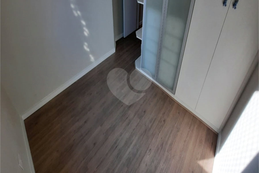 Apartamento à venda com 3 quartos, sendo 1 suíte, em Vila Paulicéia, São Paulo, SP
