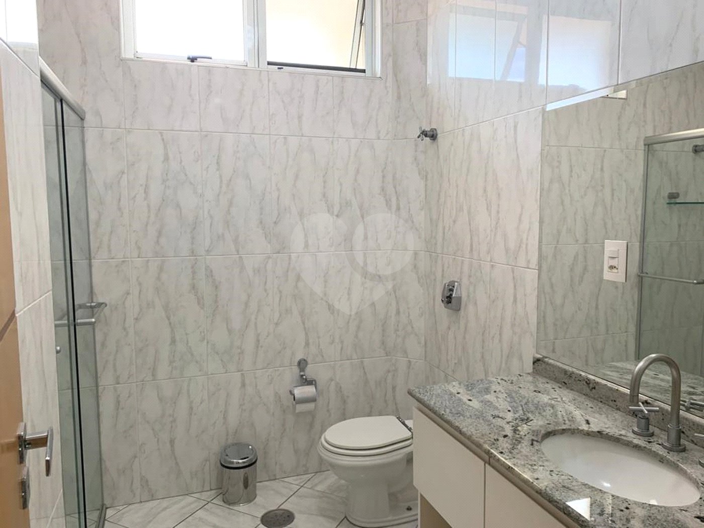 Sobrado à venda com 3 quartos, sendo 2 suítes,  em Tremembé, São Paulo, SP