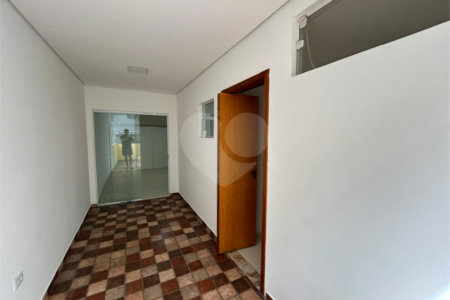 Casa de Vila para alugar com 4 suítes em Vila Romana, São Paulo, SP